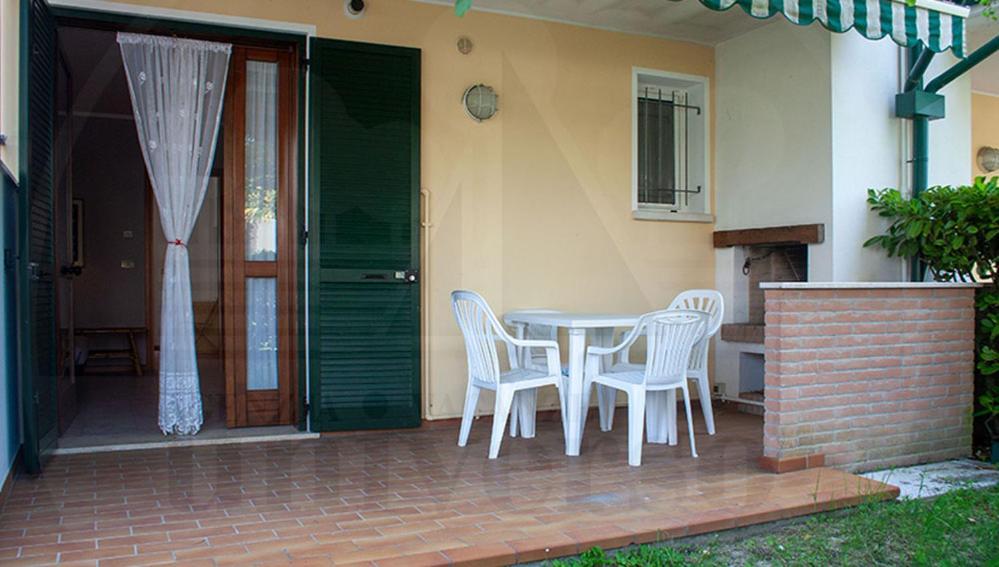 Residence Marco Polo Eraclea Mare Exterior photo